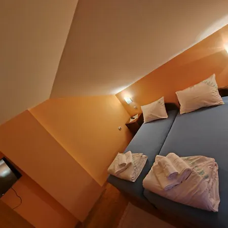 Petrovic Apartment *